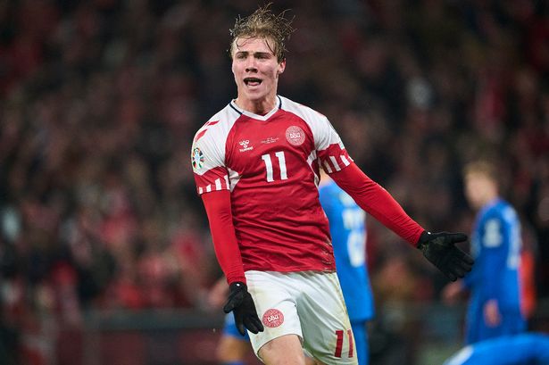 Man United Fans Spot Rasmus Hojlund Transfer Hint After Erik Ten Hag ...