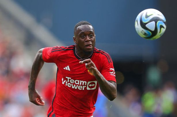 Aaron Wan-Bissaka Opens Up On Manchester United Comeback As Transfer ...