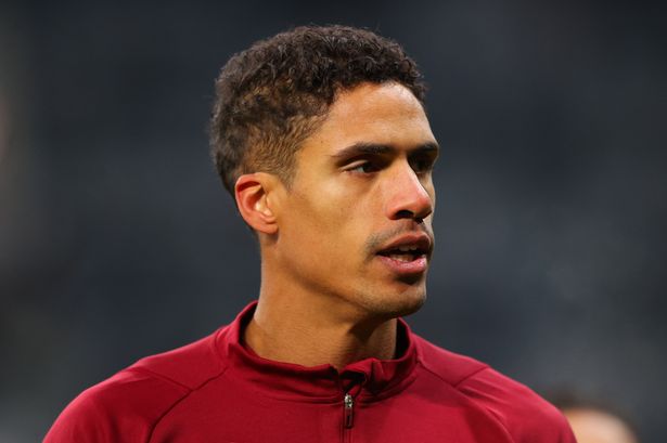 Manchester United Explain Raphael Varane Absence Vs Chelsea - Actu Foot Web